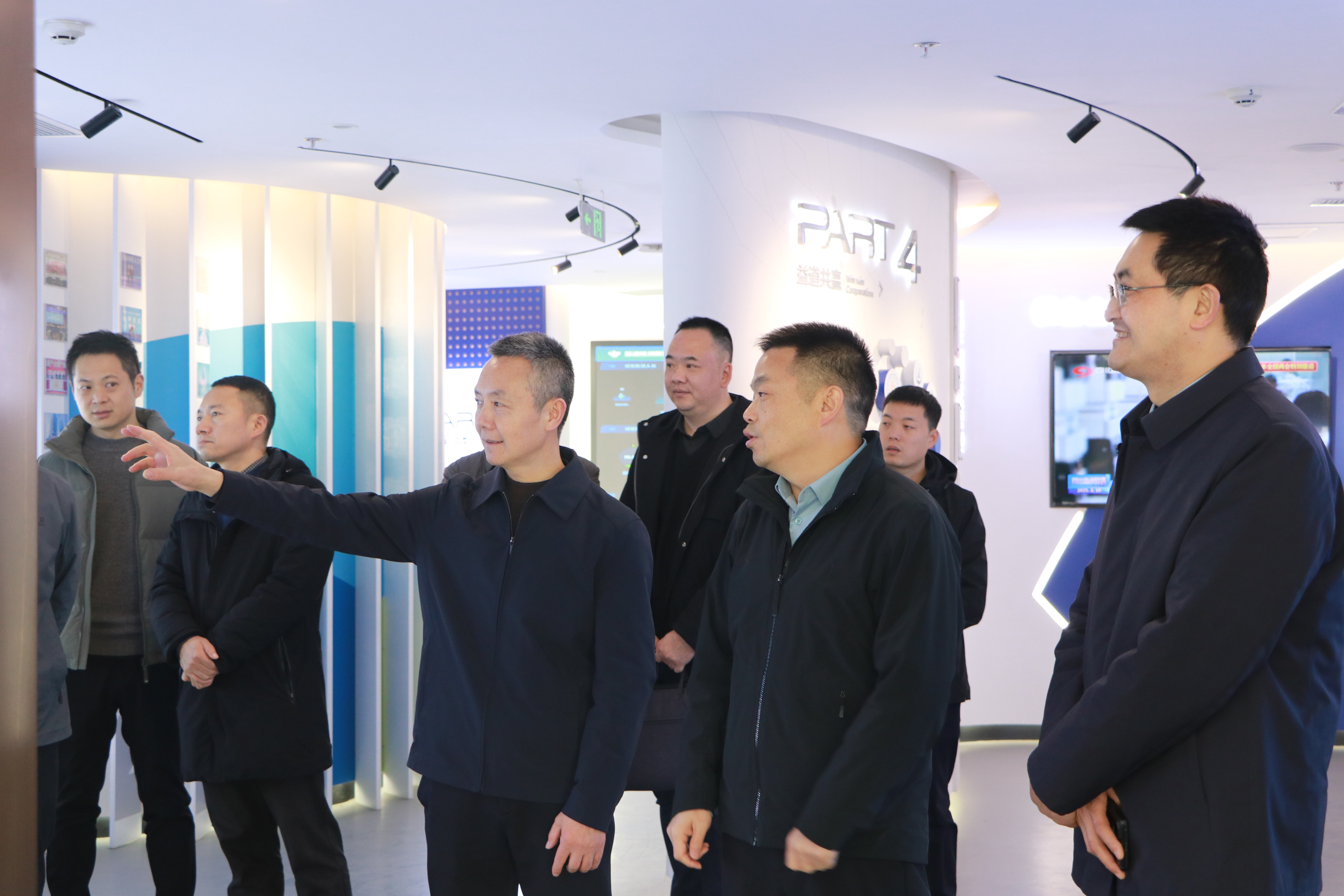 ZTJC︱涪城区委副书记、区长唐顺江一行莅临振通检测调研指导